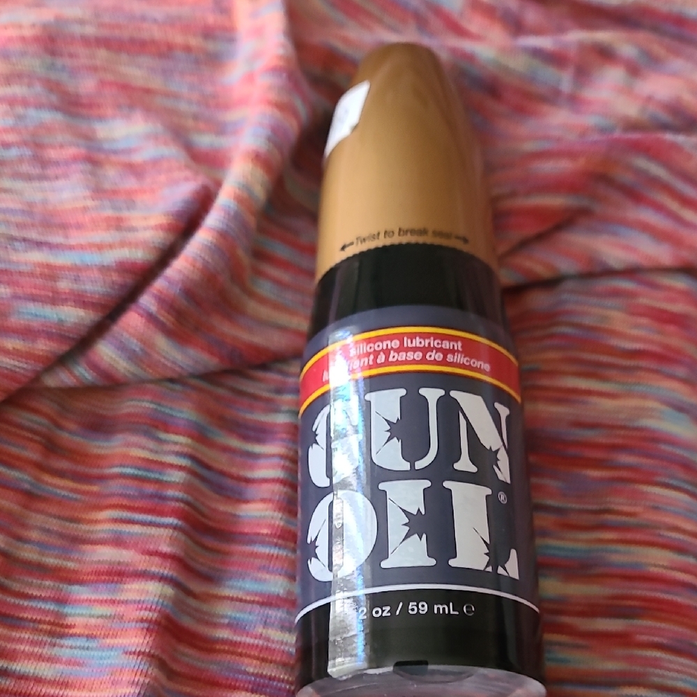 Silicone Lubricant - Black and Gold